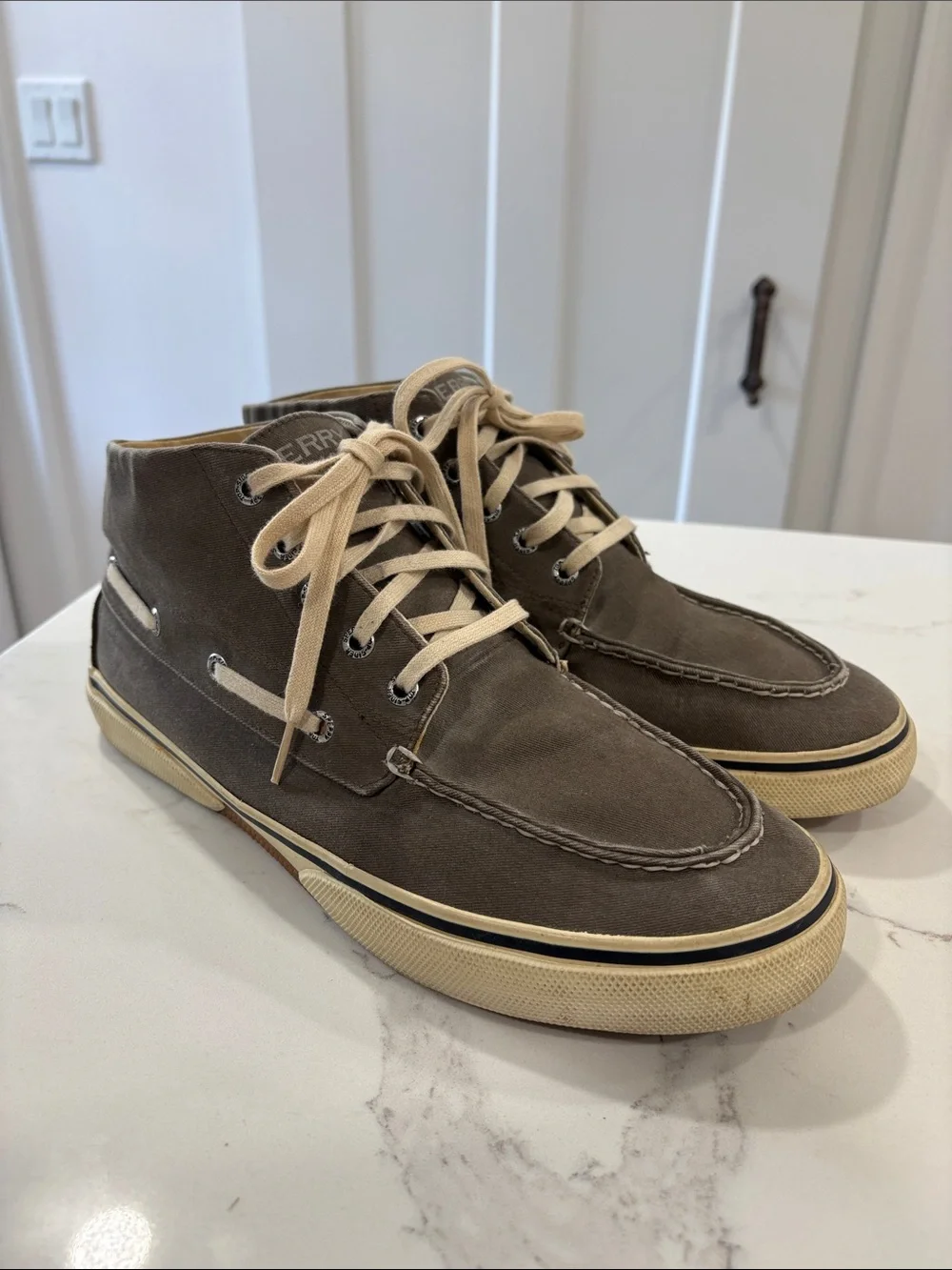 Sperry Men's Taupe Grey Canvas High-Top Boat Shoes Size 10.5